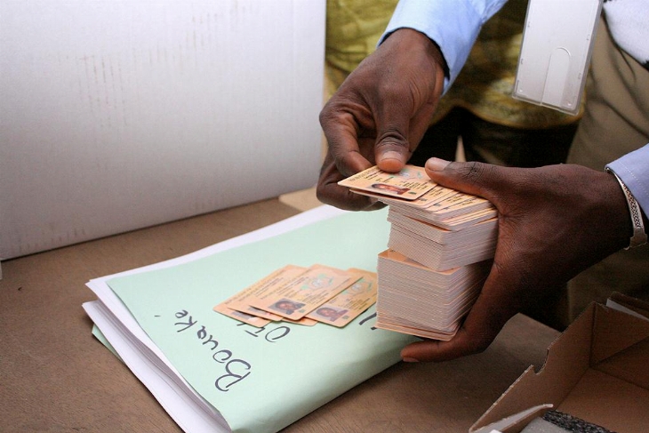 Louis Moreno Ocampo (procureur de la Cpi) à propos de la présidentielle ivoirienne : “Il faut qu`elles soient propres et que tout se passe dans le calme”